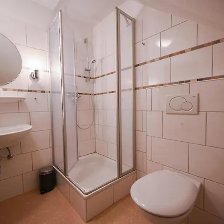 Zur Schoenen Aussicht - Fw 20